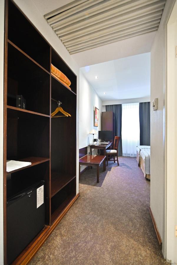 Europe Hotel Erivan Exterior foto
