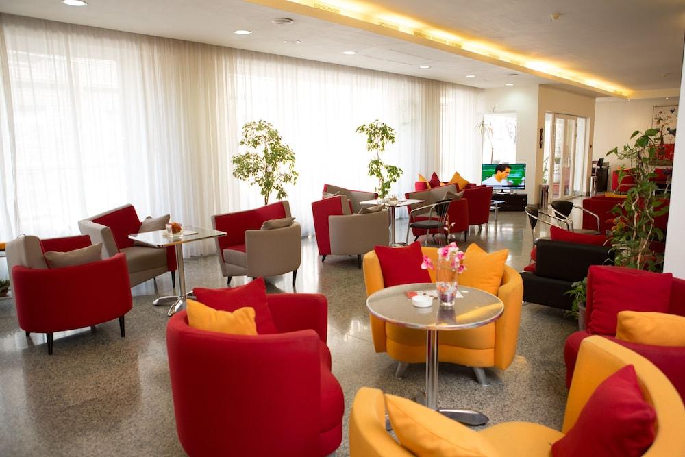 Europe Hotel Erivan Exterior foto